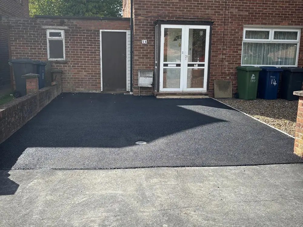 Tarmac Drive Right Choice Property Maintenance Cambridge and Ipswich